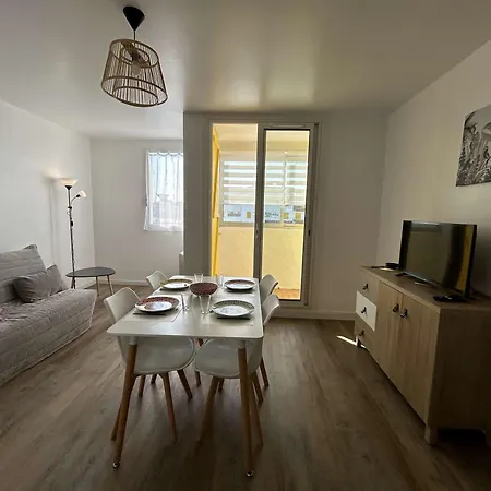 Daire Renove 2 Pieces Avec Balcon, A 200m De La Plage, St Hilaire De Riez - Fr-1-224c-318 Saint-Hilaire-de-Riez