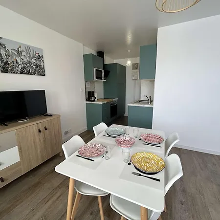 Renove 2 Pieces Avec Balcon, A 200m De La Plage, St Hilaire De Riez - Fr-1-224c-318 アパート サンティレール・ド・リエ